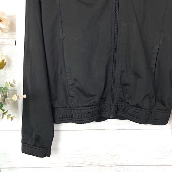 PUMA Classic Black and White Zip Up Track Jacket - Picture 4 of 6